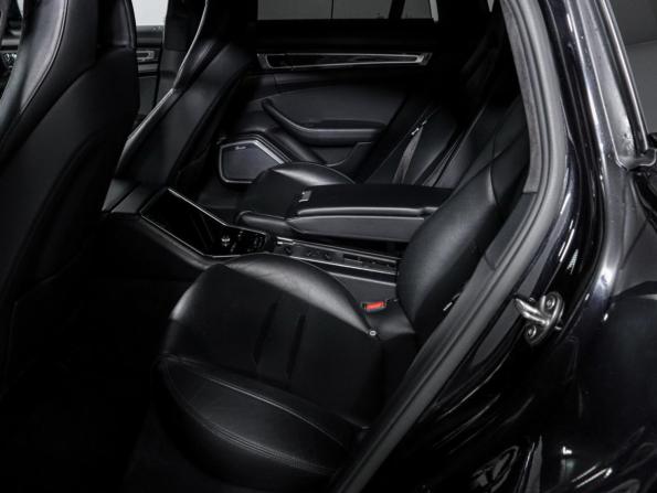 Porsche Panamera II с пробегом 2017 года, цена 7 471 302 рубля, 69653 км, лифтбек, Автокод Объявления
