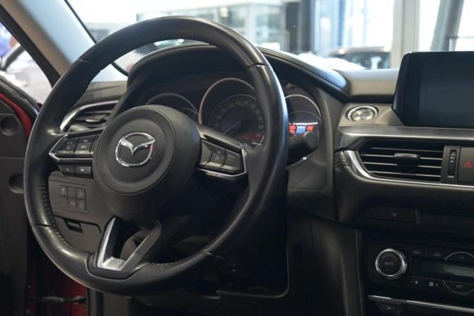 Mazda 6 III (GJ) Рестайлинг с пробегом 2018 года, цена 1 995 000 рублей, 104952 км, седан, Автокод Объявления