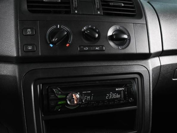 Skoda Fabia II Рестайлинг с пробегом 2013 года, цена 899 000 рублей, 144794 км, хэтчбек, Автокод Объявления