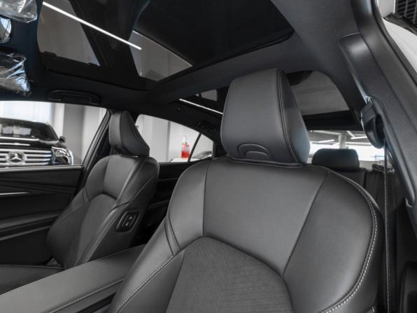 Toyota Camry IX (XV80) China Market с пробегом 2024 года, цена 4 100 000 рублей, 50 км, седан, Автокод Объявления