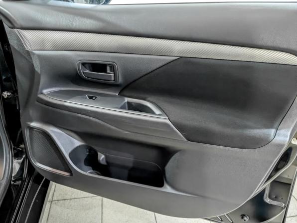 Mitsubishi Outlander III Рестайлинг 2 с пробегом 2017 года, цена 1 840 000 рублей, 120435 км, внедорожник, Автокод Объявления