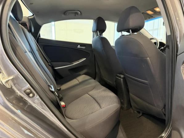 Hyundai Solaris I с пробегом 2012 года, цена 820 000 рублей, 130658 км, седан, Автокод Объявления