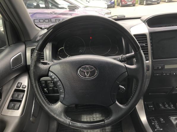Toyota Land Cruiser Prado 120 Series Рестайлинг с пробегом 2008 года, цена 2 344 500 рублей, 238933 км, внедорожник, Автокод Объявления