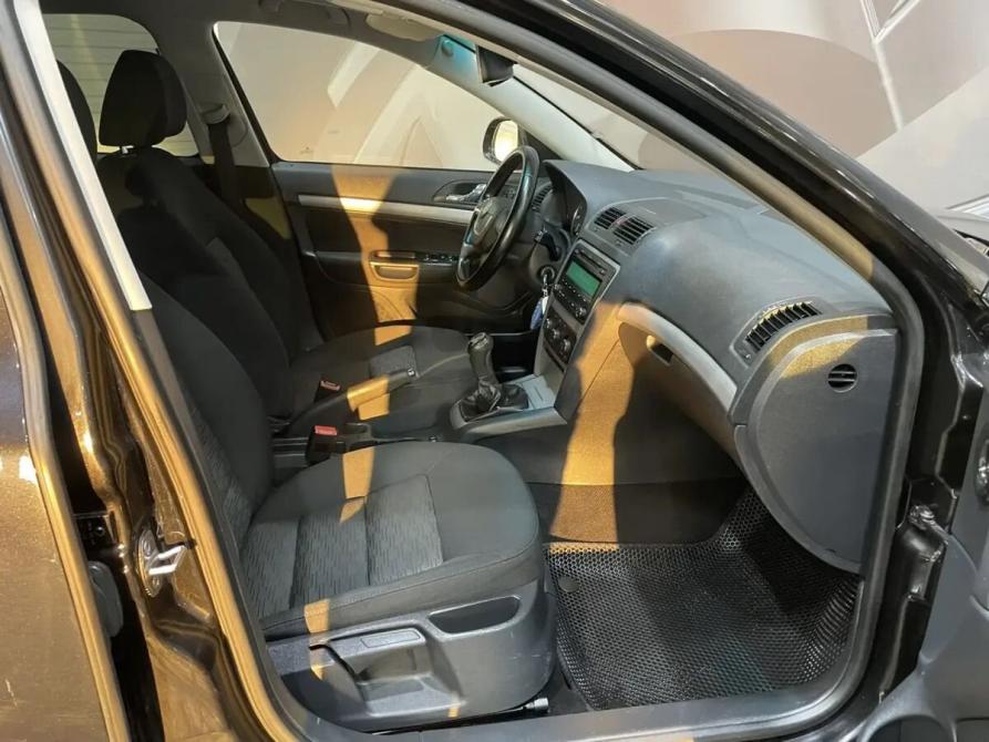 Skoda Octavia II (A5) Рестайлинг Пермь  - изображение 12