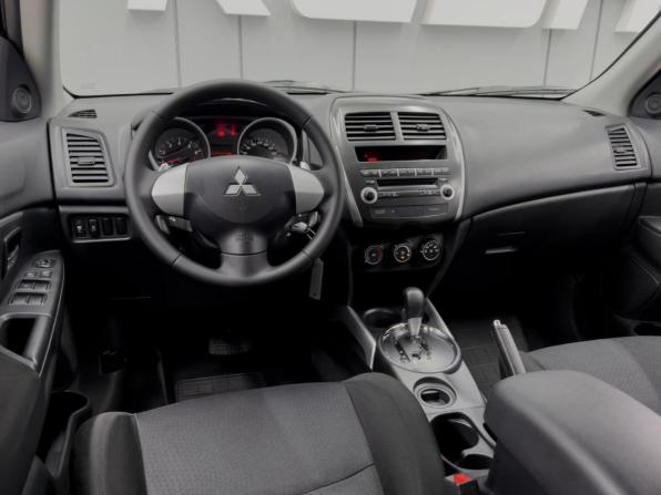 Mitsubishi ASX I с пробегом 2012 года, цена 1 050 000 рублей, 118999 км, внедорожник, Автокод Объявления