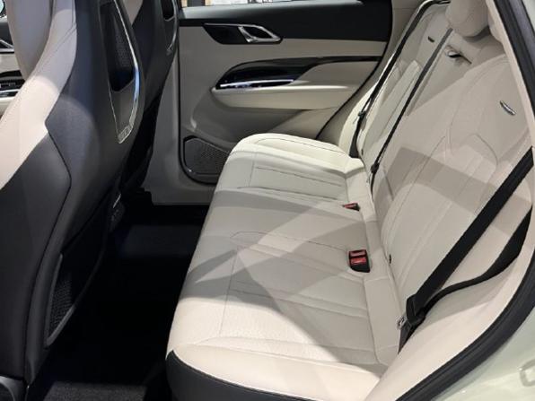 Новый Hongqi HS3 2025 года, цена 3 269 000 рублей, внедорожник, Автокод Объявления
