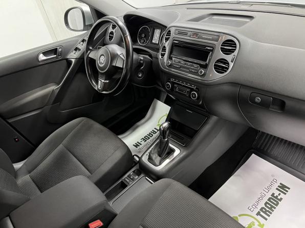 Volkswagen Tiguan I Рестайлинг с пробегом 2012 года, цена 1 180 000 рублей, 102012 км, внедорожник, Автокод Объявления