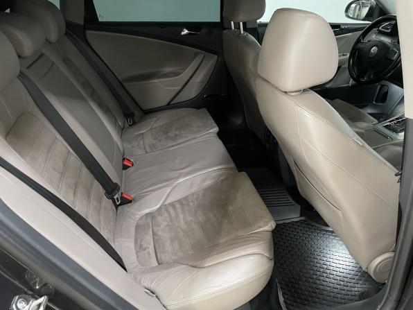 Volkswagen Passat B6 с пробегом 2006 года, цена 1 269 000 рублей, 115270 км, универсал, Автокод Объявления