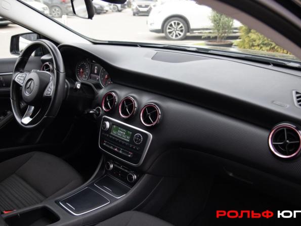 Mercedes-Benz A-Класс III (W176) Рестайлинг с пробегом 2017 года, цена 1 798 000 рублей, 69215 км, хэтчбек, Автокод Объявления