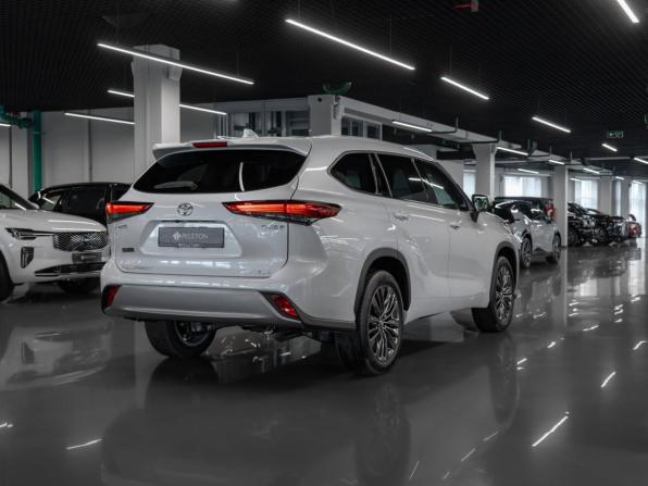 Toyota Highlander IV (XU70) с пробегом 2026 года, цена 5 400 000 рублей, 11 км, внедорожник, Автокод Объявления