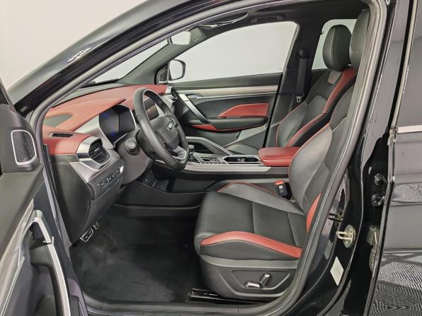 Geely Coolray I Рестайлинг с пробегом 2022 года, цена 1 795 000 рублей, 21206 км, внедорожник, Автокод Объявления