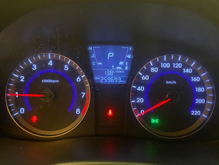Hyundai Solaris I Санкт-Петербург  - изображение 13