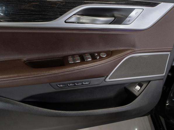BMW 7 серии VI (G11/G12) Рестайлинг с пробегом 2020 года, цена 3 900 000 рублей, 245500 км, седан, Автокод Объявления