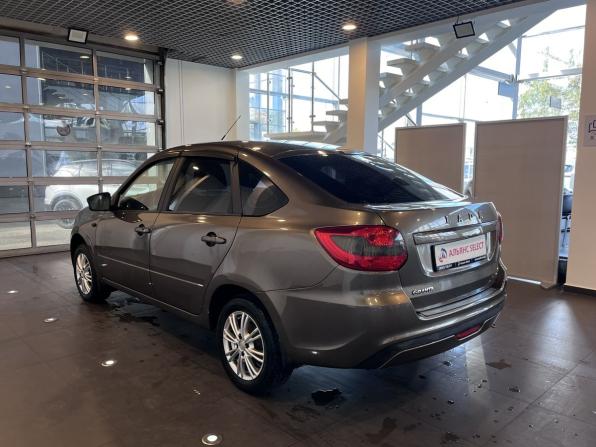 Lada (ВАЗ) Granta I Рестайлинг с пробегом 2022 года, цена 880 000 рублей, 26300 км, лифтбек, Автокод Объявления