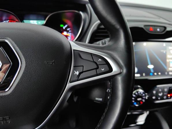 Renault Kaptur I Рестайлинг с пробегом 2021 года, цена 1 499 000 рублей, 108000 км, внедорожник, Автокод Объявления