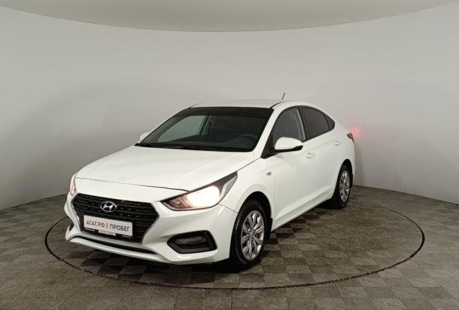 Hyundai Solaris II с пробегом 2018 года, цена 1 115 000 рублей, 135535 км, седан, Автокод Объявления