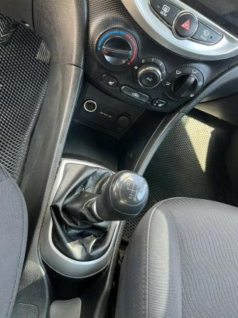 Hyundai Solaris I с пробегом 2012 года, цена 620 060 рублей, 211277 км, седан, Автокод Объявления