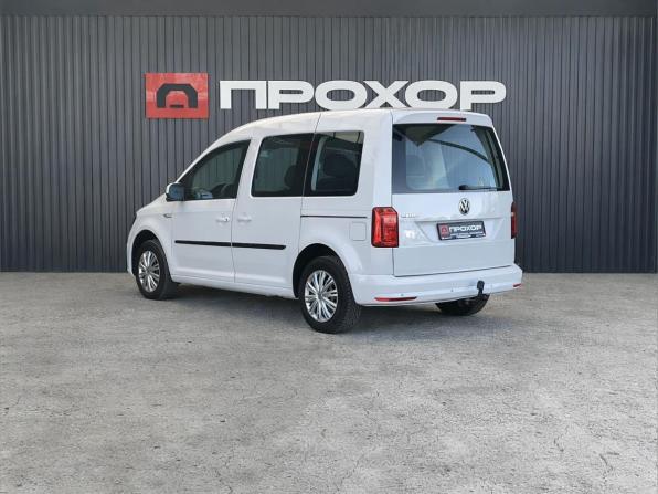 Volkswagen Caddy IV с пробегом 2020 года, цена 1 650 000 рублей, 132626 км, компактвэн, Автокод Объявления