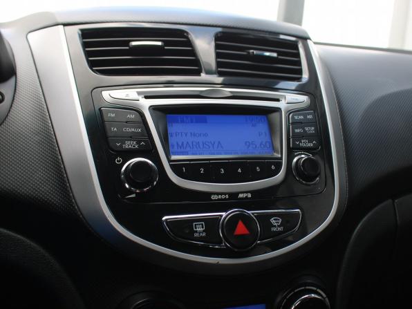 Hyundai Solaris I с пробегом 2011 года, цена 719 000 рублей, 194747 км, седан, Автокод Объявления