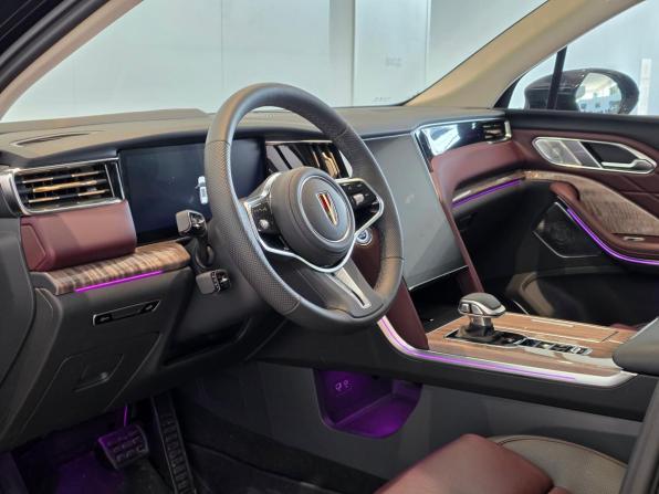 Hongqi HS7 II с пробегом 2025 года, цена 4 750 000 рублей, 8402 км, внедорожник, Автокод Объявления
