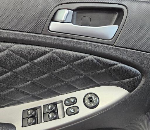 Hyundai Solaris I Рестайлинг с пробегом 2014 года, цена 815 000 рублей, 145000 км, седан, Автокод Объявления