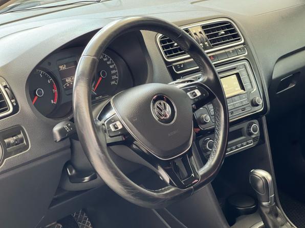 Volkswagen Polo V Рестайлинг с пробегом 2017 года, цена 1 149 000 рублей, 160015 км, седан, Автокод Объявления