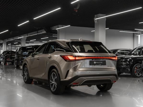 Lexus RX V с пробегом 2026 года, цена 7 950 000 рублей, 122 км, внедорожник, Автокод Объявления