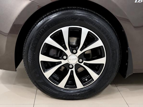 Hyundai Solaris I Рестайлинг с пробегом 2016 года, цена 960 000 рублей, 155454 км, хэтчбек, Автокод Объявления