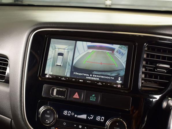 Mitsubishi Outlander III Рестайлинг 2 с пробегом 2015 года, цена 2 099 999 рублей, 120884 км, внедорожник, Автокод Объявления