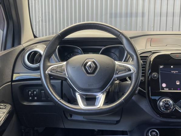 Renault Kaptur I Рестайлинг с пробегом 2020 года, цена 1 747 000 рублей, 83001 км, внедорожник, Автокод Объявления