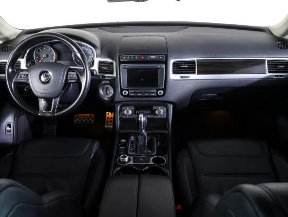 Volkswagen Touareg II Рестайлинг с пробегом 2016 года, цена 2 960 000 рублей, 118349 км, внедорожник, Автокод Объявления