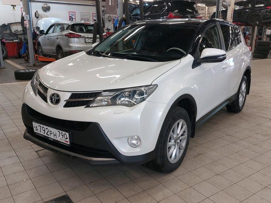 Toyota RAV4 IV (XA40) Москва  - изображение 1