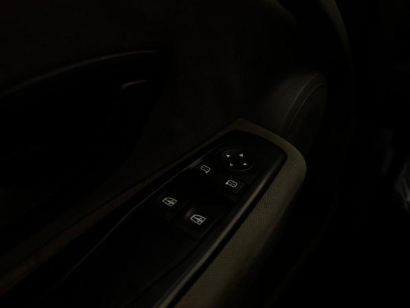 Renault Megane III с пробегом 2009 года, цена 320 000 рублей, 411268 км, хэтчбек, Автокод Объявления