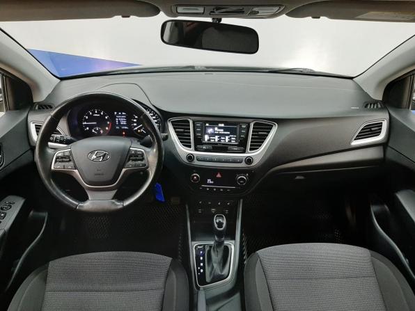 Hyundai Solaris II с пробегом 2019 года, цена 1 290 000 рублей, 117000 км, седан, Автокод Объявления