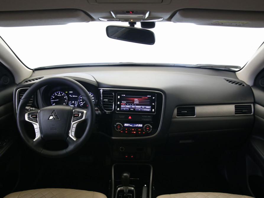Mitsubishi Outlander III Рестайлинг 2 Санкт-Петербург  - изображение 15