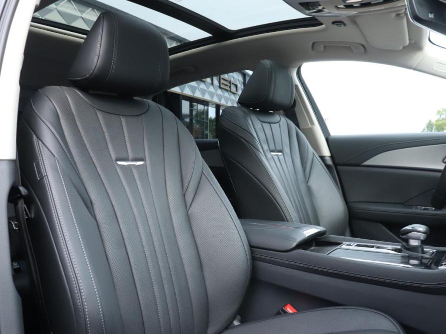 Hongqi H5 II Москва  - изображение 15
