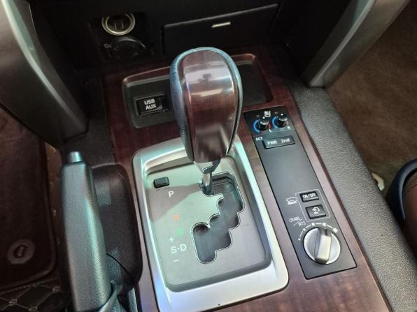 Toyota Land Cruiser 200 Series Рестайлинг 1 с пробегом 2015 года, цена 4 490 000 рублей, 200600 км, внедорожник, Автокод Объявления
