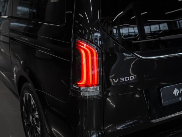Mercedes-Benz V-Класс III (W447) Рестайлинг 2 с пробегом 2025 года, цена 10 900 000 рублей, 30 км, минивэн, Автокод Объявления
