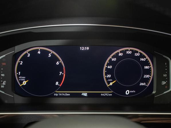 Volkswagen Tiguan II Рестайлинг с пробегом 2021 года, цена 3 460 000 рублей, 44000 км, внедорожник, Автокод Объявления