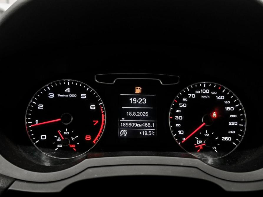 Audi Q3 I (8U) Казань  - изображение 16