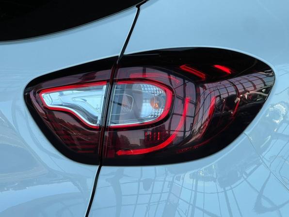 Renault Kaptur I с пробегом 2016 года, цена 1 590 000 рублей, 64100 км, внедорожник, Автокод Объявления
