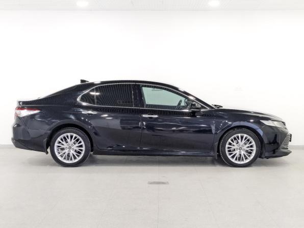 Toyota Camry VIII (XV70) с пробегом 2019 года, цена 2 640 000 рублей, 126890 км, седан, Автокод Объявления