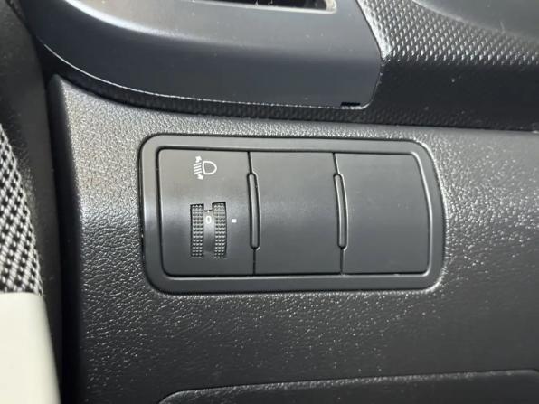 Hyundai Solaris I с пробегом 2011 года, цена 735 000 рублей, 164218 км, хэтчбек, Автокод Объявления