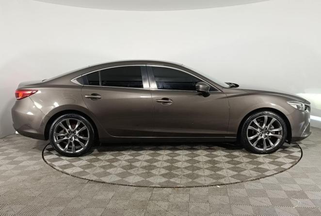 Mazda 6 III (GJ) Рестайлинг с пробегом 2017 года, цена 1 610 000 рублей, 247000 км, седан, Автокод Объявления