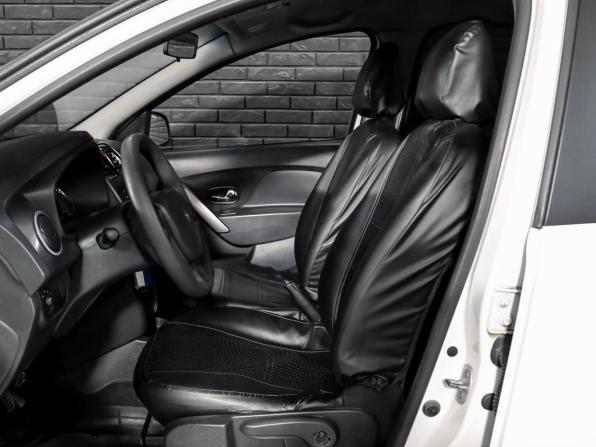 Renault Logan II с пробегом 2015 года, цена 440 000 рублей, 368390 км, седан, Автокод Объявления