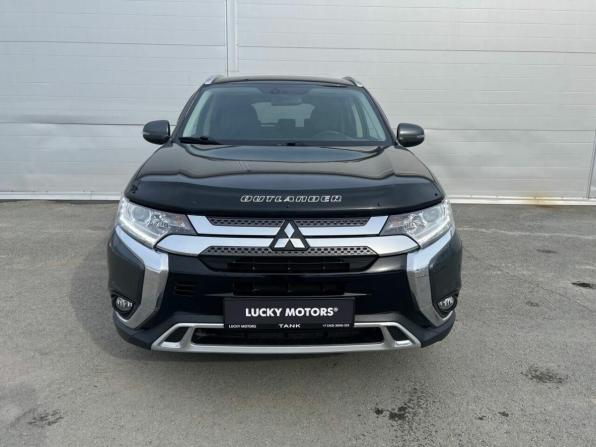 Mitsubishi Outlander III Рестайлинг 3 с пробегом 2019 года, цена 2 397 000 рублей, 70757 км, внедорожник, Автокод Объявления