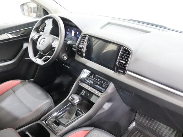 Skoda Karoq I Рестайлинг с пробегом 2024 года, цена 2 999 000 рублей, 3689 км, внедорожник, Автокод Объявления