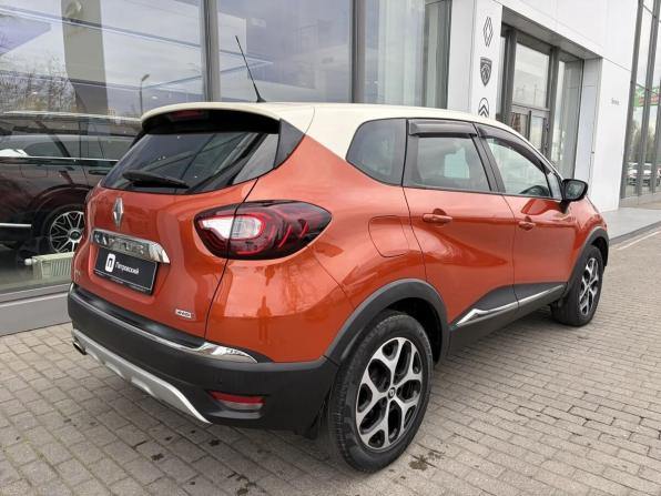 Renault Kaptur I с пробегом 2016 года, цена 1 260 000 рублей, 169718 км, внедорожник, Автокод Объявления