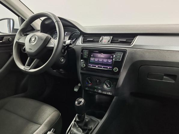 Skoda Rapid I Рестайлинг с пробегом 2019 года, цена 1 029 000 рублей, 171257 км, лифтбек, Автокод Объявления