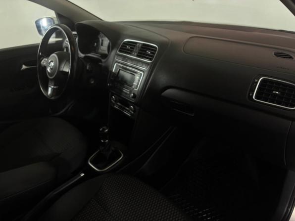 Volkswagen Polo V с пробегом 2013 года, цена 800 000 рублей, 188150 км, седан, Автокод Объявления
